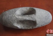 海门新疆兵团第五师双河市发现疑似新石器时代石器