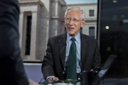 海门宏观经济学教授兼实践者Stanley Fisher逝世 曾培养全球多位经济决策者